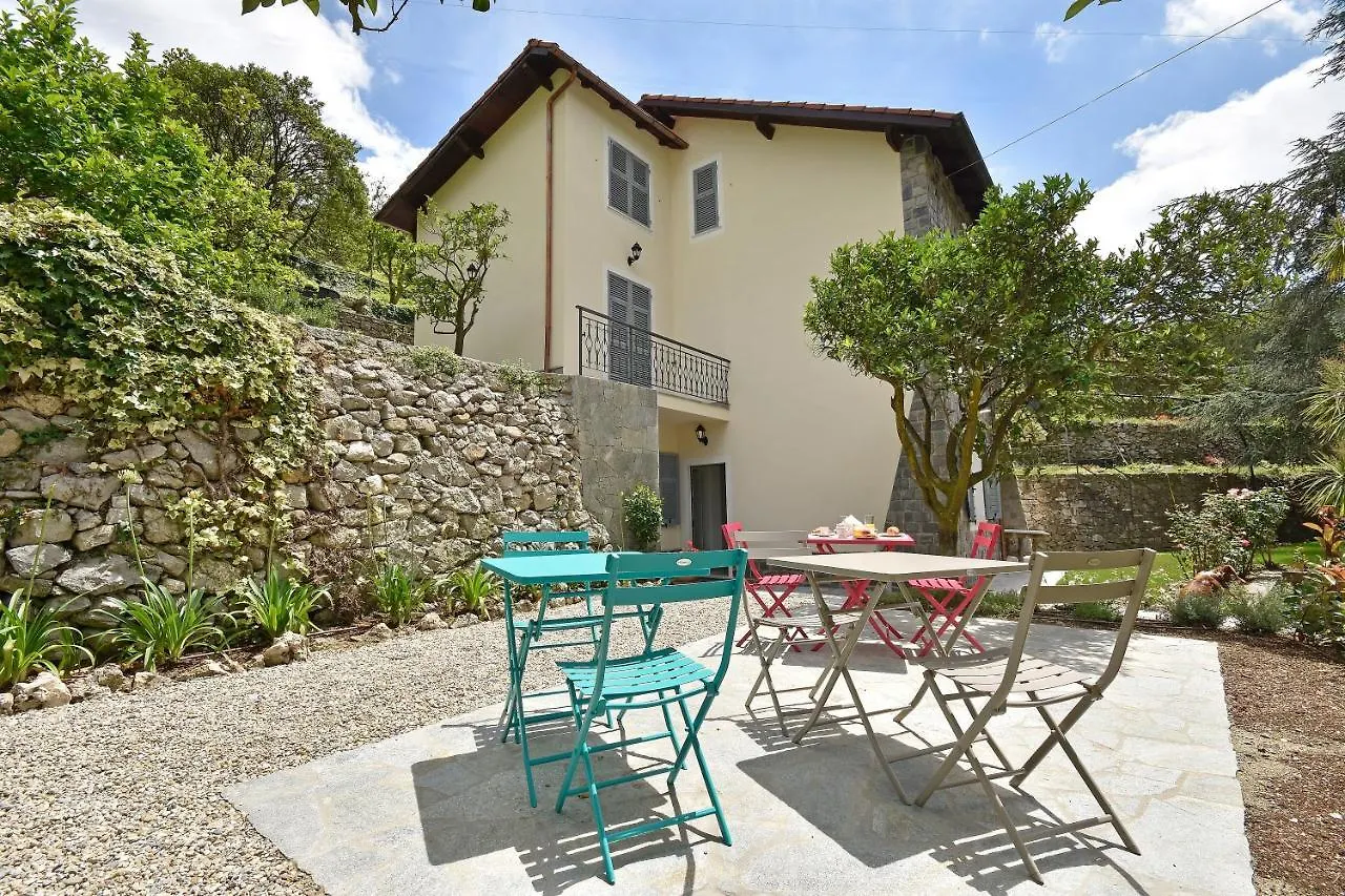 Castelli In Aria Bed and Breakfast Finale Ligure