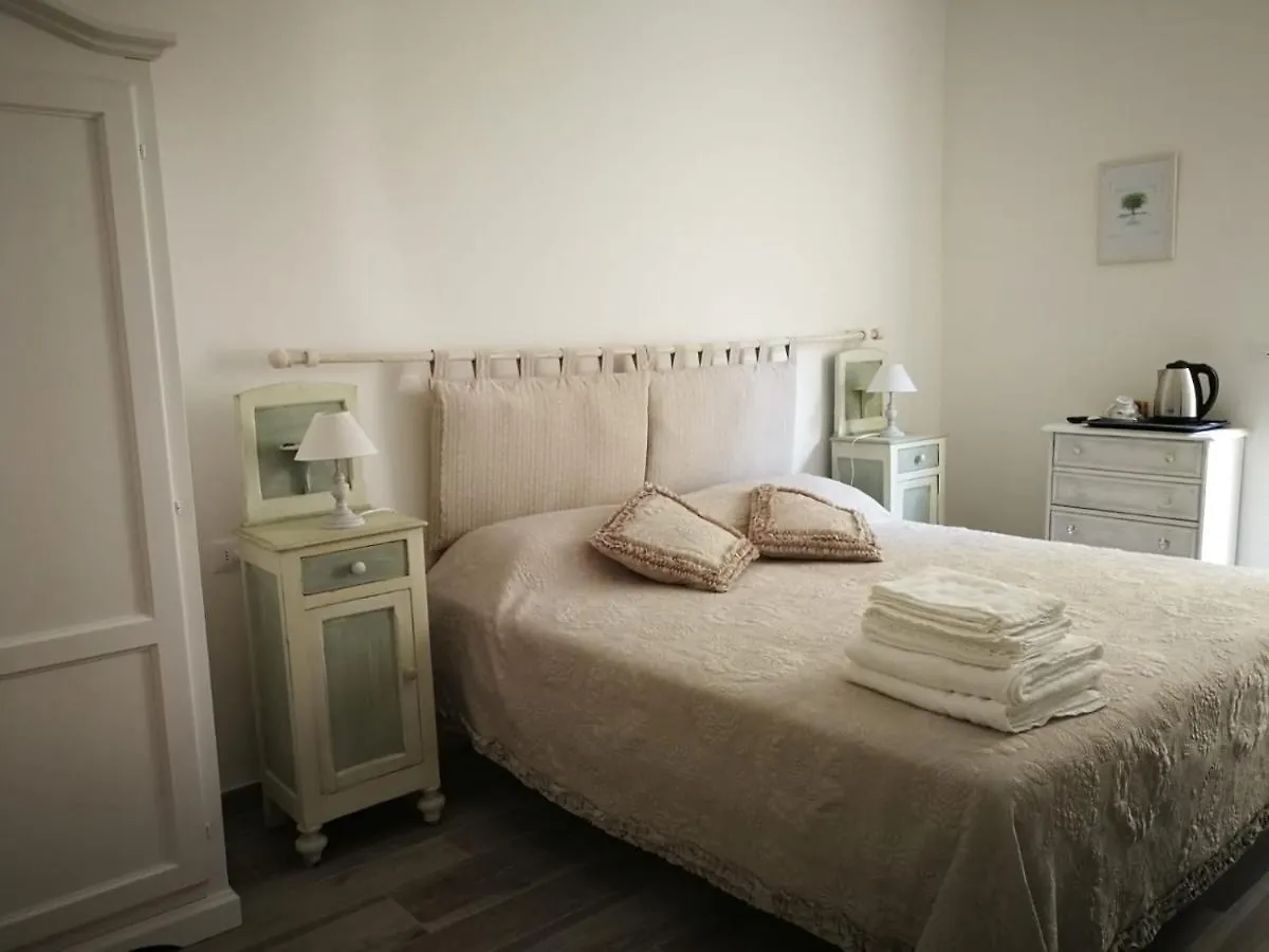 Castelli In Aria Bed and Breakfast Finale Ligure
