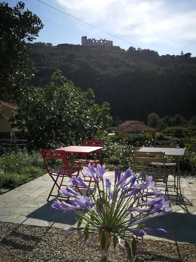Bed & Breakfast Castelli In Aria Bed and Breakfast Finale Ligure Italië